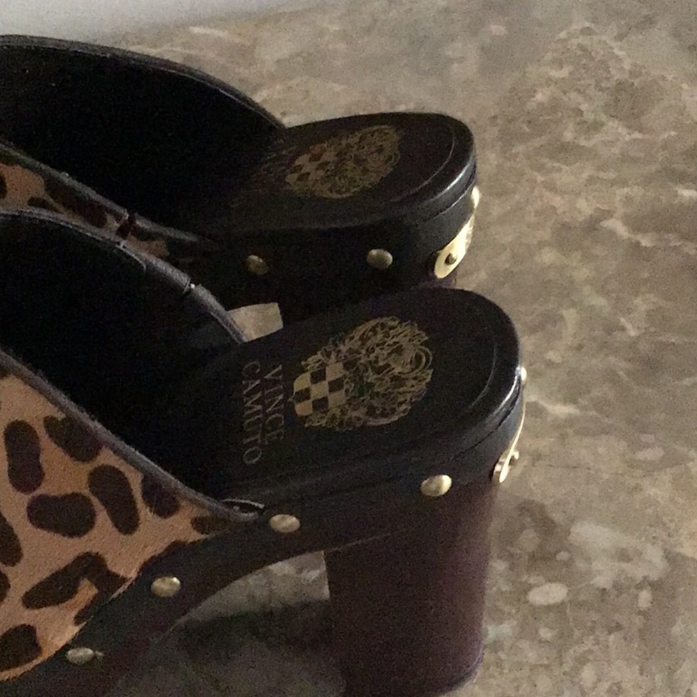 Heels - Picture 4 of 7